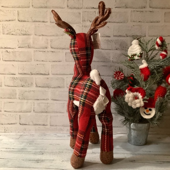 Sleigh Hill Trading Co. 23” Royal Stewart Plaid Standing Deer - Picture 5 of 5